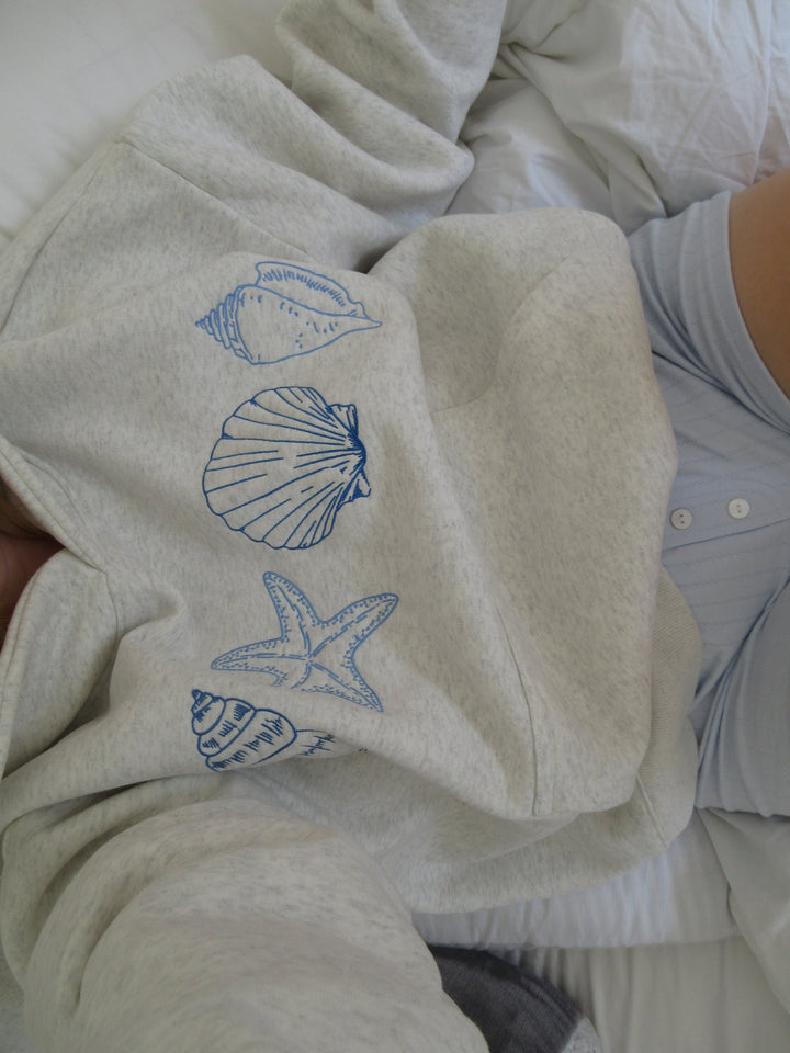 Sophie | Unisex sweatshirt with seashells