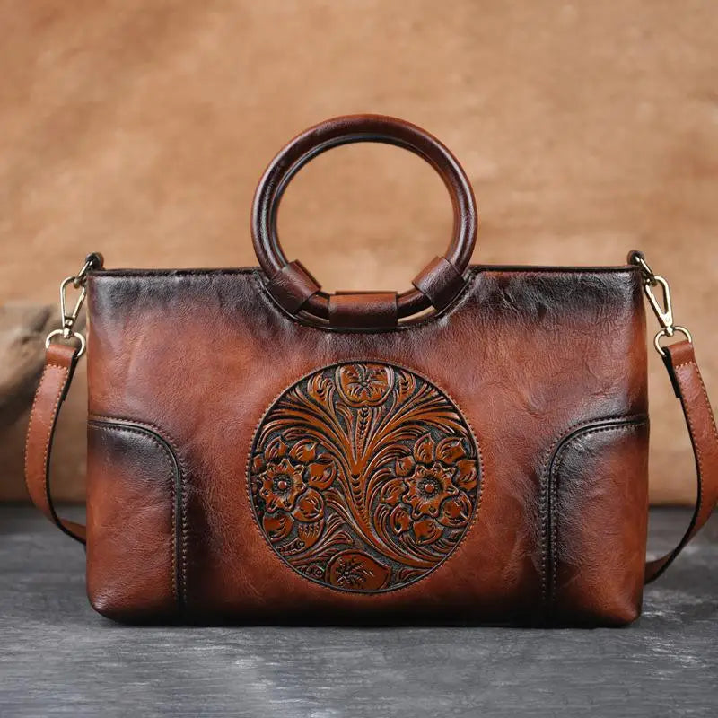 Sandrine - Leather handbag with vintage embossing