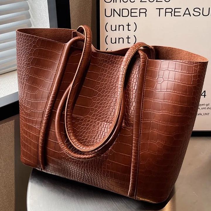 Julienne | Vintage brown leather shoulder bag with crocodile print