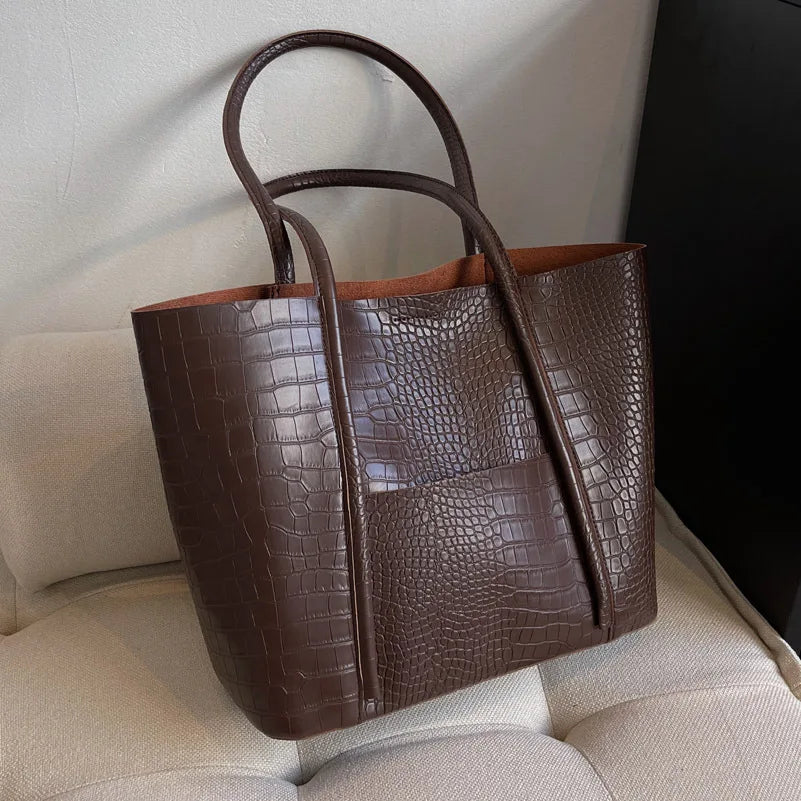 Julienne | Vintage brown leather shoulder bag with crocodile print