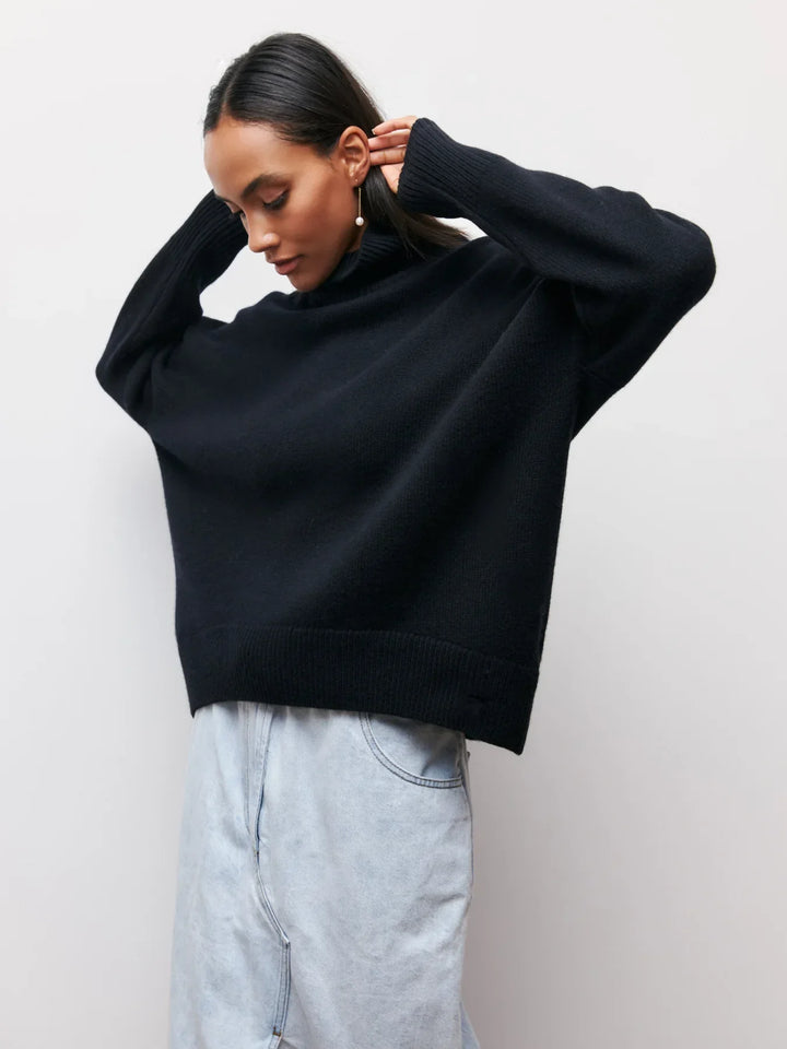 Renee™ - Relaxed Turtleneck Knit Sweater