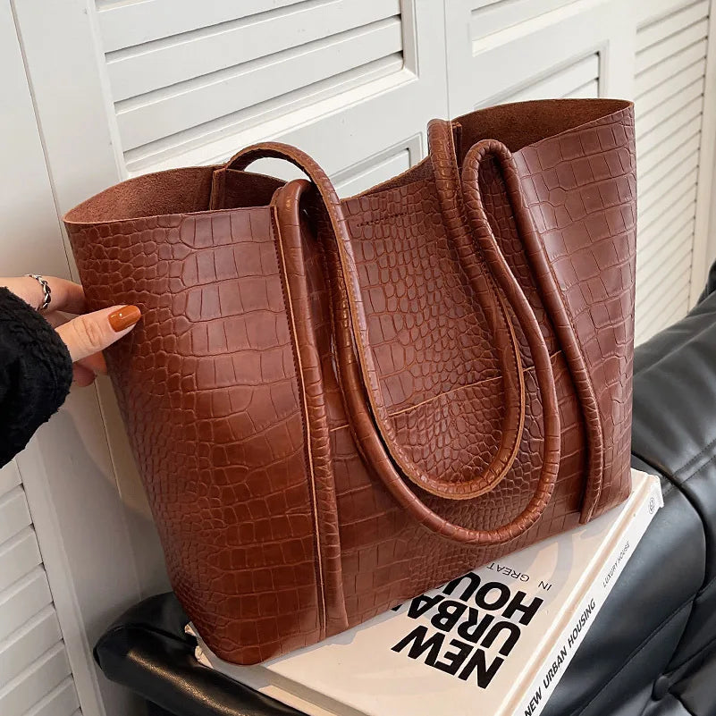 Julienne | Vintage brown leather shoulder bag with crocodile print