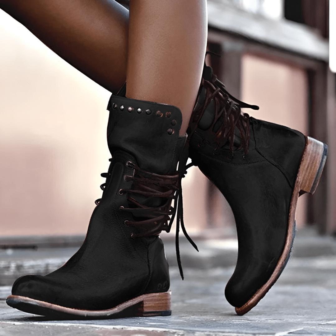 Michaela - Leather boots with laces