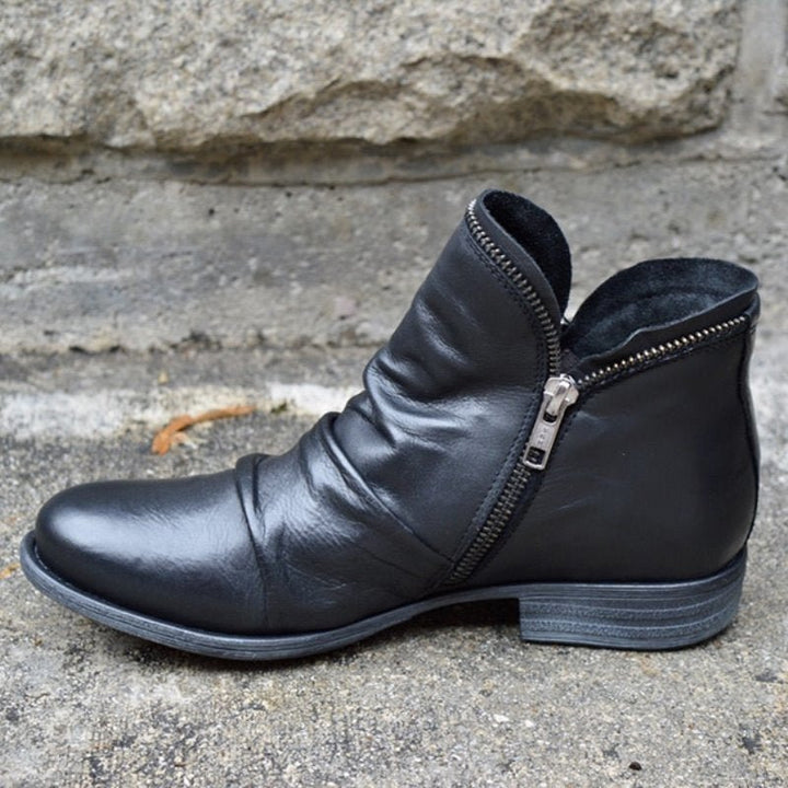 Nora | Leather boots with zipper