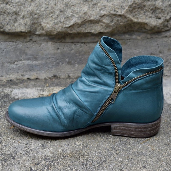 Nora | Leather boots with zipper