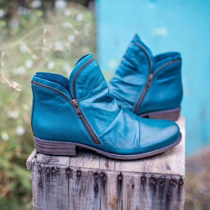 Nora | Leather boots with zipper